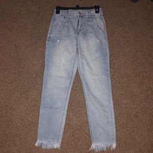 American Eagle Pleated Mom Jeans